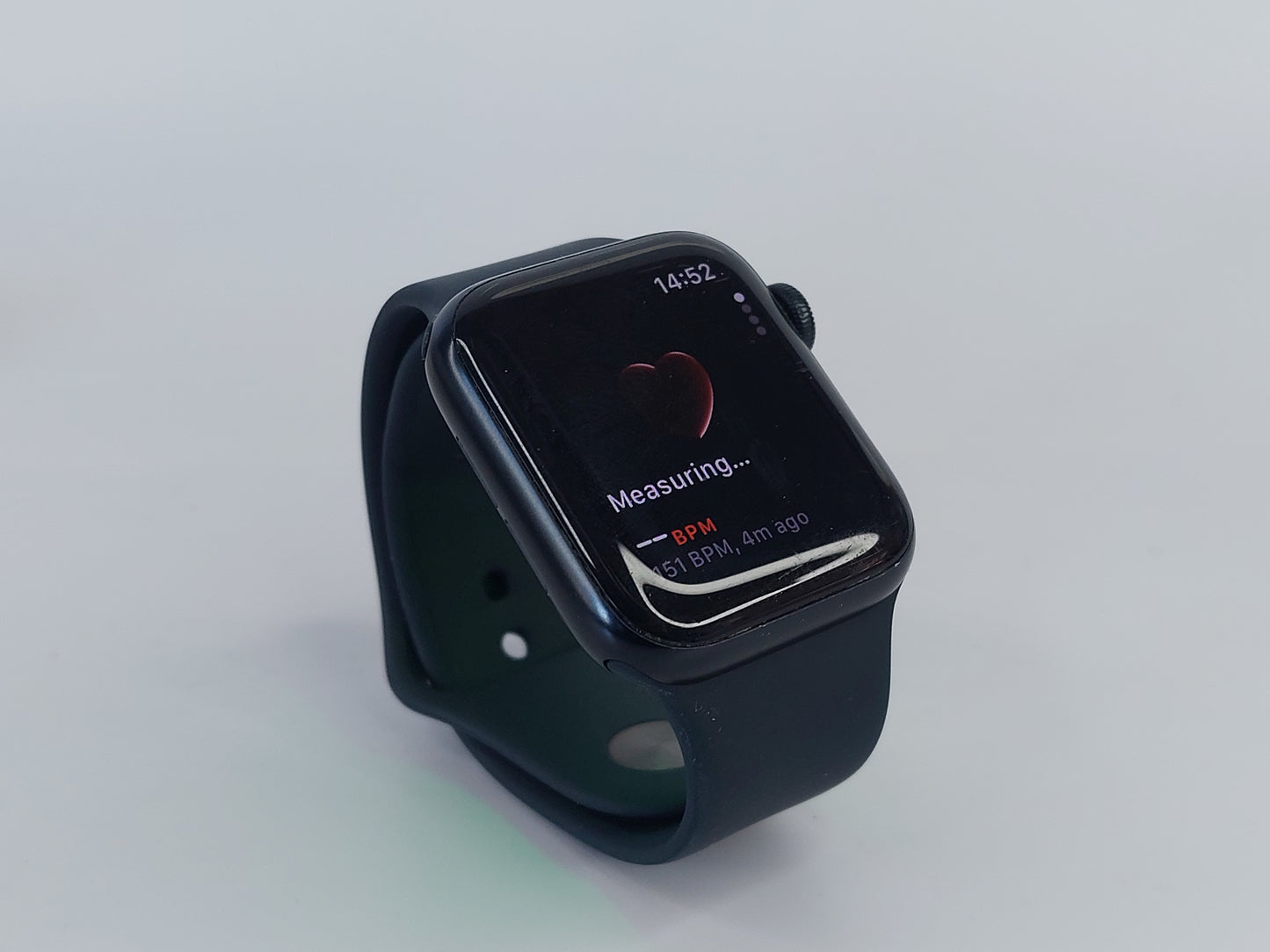 Apple Watch SE Gen. 2, 40 mm, 80% – gwiezdna szarość
